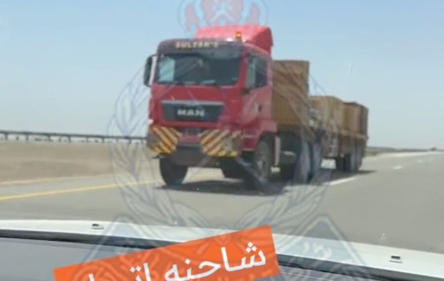 إيقاف سائق شاحنة بعد سيره في الاتجاه المعاكس لحركة السير بأدم