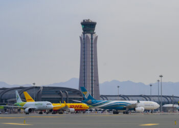 16.4 بالمائة نسبة ارتفاع أعداد المسافرين عبر مطارات سلطنة عُمان 