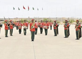 الجيش السلطاني العماني يحتفل بتخريج دفعة جديد من الجنود المستجدين بقوات الفرق