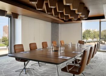 فندق وشقق موڤنبيك غلا مسقط الوجهة الأمثل للإجتماعات والفعاليات