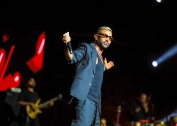 حفلات صيف جدة تجمع أحمد سعد و “كايروكي” في ليلة حماسية