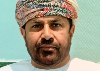 بين الفردية والدونية