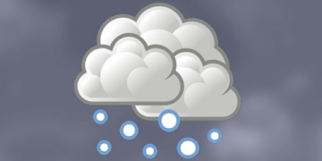 غائم جزئيا إلى غائم على الشريط الساحلي لمحافظة ظفار