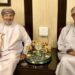 على اسمك نمضي فمن طيبٍ شهي المجاني ، إلى أطيبِ