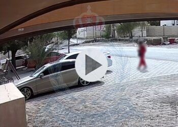 القبض على شخصين سرقا 5 مركبات من مواقع مختلفة في مسقط