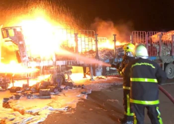 وفاة 4 أشخاص في حريق شاحنة ومركبة في هيماء