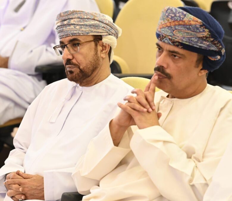 محافظ ظفار يفتتح فعاليات المنتدى الصحفي العماني في الثالث من سبتمبر القادم 2 f34d7bf7 fe7e 4d1a 9e89 3aafa7691ab0