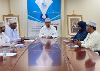 لجنة العلاقات والتعاون الدولي تبحث تعزير الحضور الاعلامي العماني بالمحافل الدولية