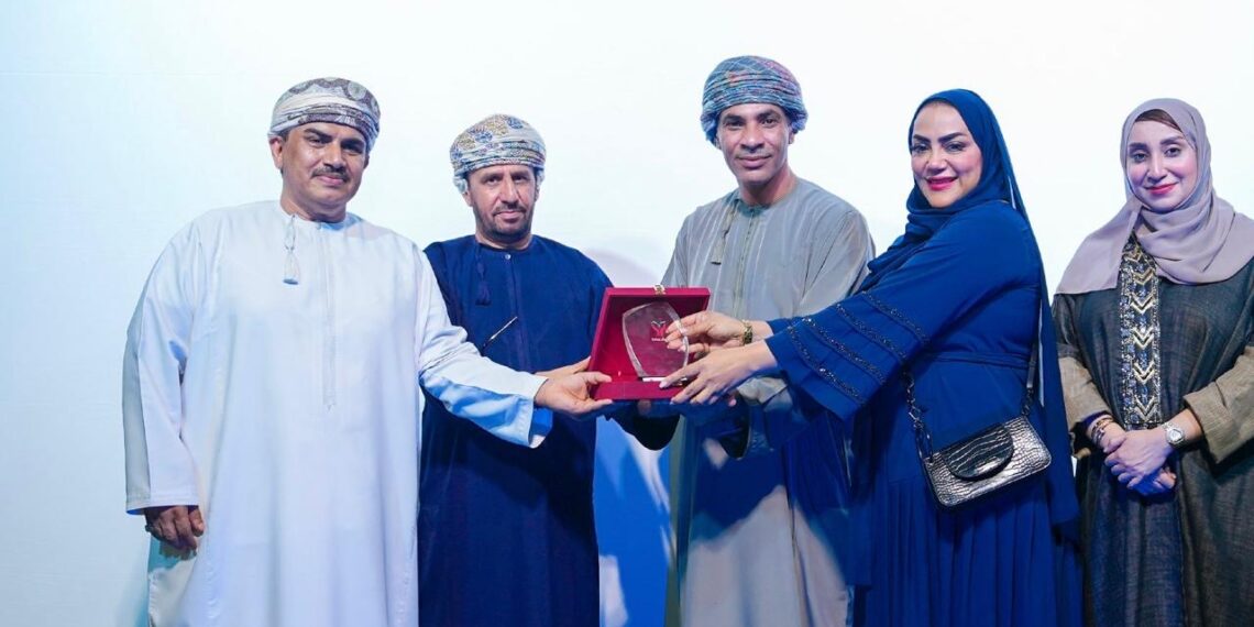 اوريدو بالتعاون مع الأكاديمية العمانية للمؤسسات الصغيرة و المتوسطة تختتمان برنامج تحدي التسويق في صلالة 1 اوريدو بالتعاون مع الأكاديمية العمانية للمؤسسات الصغيرة و المتوسطة تختتمان برنامج تحدي التسويق في صلالة