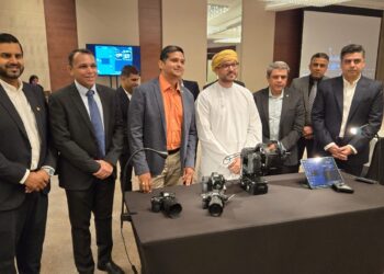 مجموعة كيمجي رامداس تحتفل بإطلاق كاميرا “نيكون المتطورة”