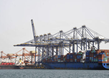 أكثر من 7 مليارات ريال عُماني حجم الإيرادات العامة للدولة