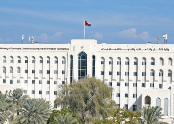 توفير 333 فرصة عمل للعُمانيين في عدد الشركات العاملة في مجال الطرق