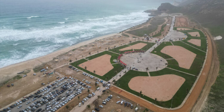 زوار خريف ظفار يتجاوز مليون زائر بنهاية أغسطس 2024 1 زوار خريف ظفار يتجاوز مليون زائر بنهاية أغسطس 2024