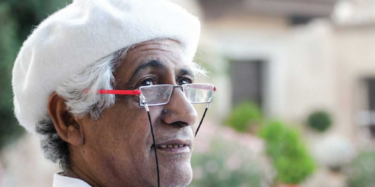 الشاعر العماني زاهر الغافري في ذمة الله 1 الشاعر العماني زاهر الغافري في ذمة الله