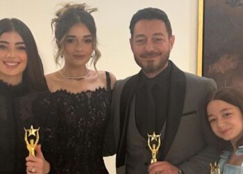 بالصور.. تكريم الفنان أحمد زاهر وبناته ليلى وملك ومنى في ملتقى نجم العرب لعام 2024م