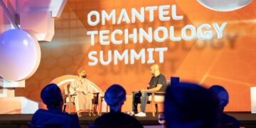 عمانتل تستعرض ريادتها في توفير الحلول التقنية في ملتقى “تسريع التحول الرقمي”
