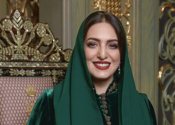 السَّيدةُ الجليلةُ توجّه كلمةً بمناسبة يوم المرأة العُمانية