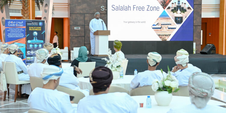 بدء أعمال منتدى صلالة لصناعات المستقبل 1 بدء أعمال منتدى صلالة لصناعات المستقبل