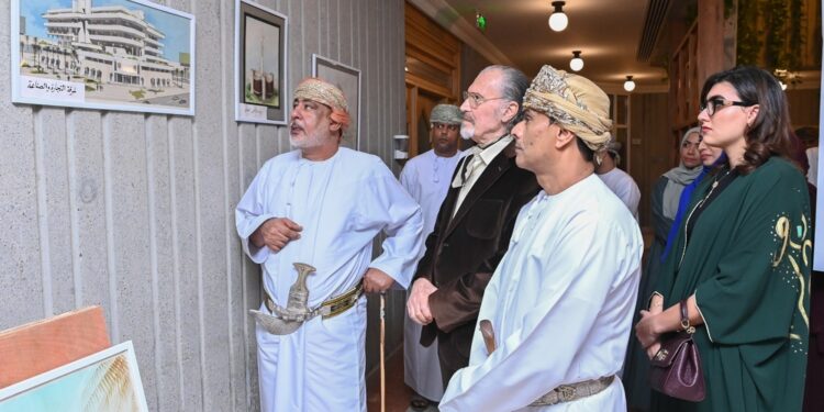 انطلاق معرض الأرشيف المعماري بمحافظة مسقط