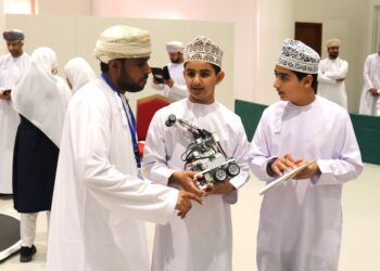 بدءُ التصفيات النهائية لمسابقات الابتكارات العلمية بتعليمية الداخلية