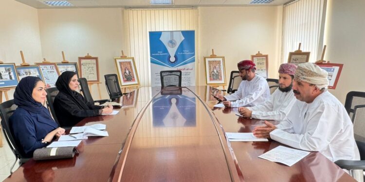 لقاءً تشاوري بين “الصحفيين العمانية” و “حقوق الإنسان” لبحث الحقوق والواجبات