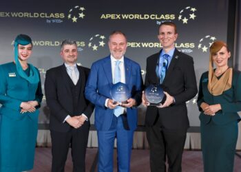 الطيران العُماني يحصد اثنتين من أعلى جوائز تصنيف الفئة العالمية من أبيكس