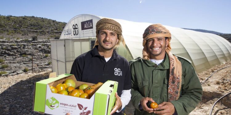 مجموعة عُمران تدعو مقدمي المنتجات والخدمات المحلية للتسجيل في منصة "إنتاجي" 1 مجموعة عُمران تدعو مقدمي المنتجات والخدمات المحلية للتسجيل في منصة “إنتاجي”