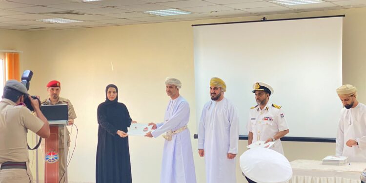 الأكاديمية العمانية تختتم برنامج ريادة الأعمال لذوي الخبرة للدفعة 25