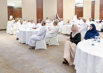 جلسة حوارية تستعرض نسب التمويل بالمؤسسات الصغيرة والمتوسطة