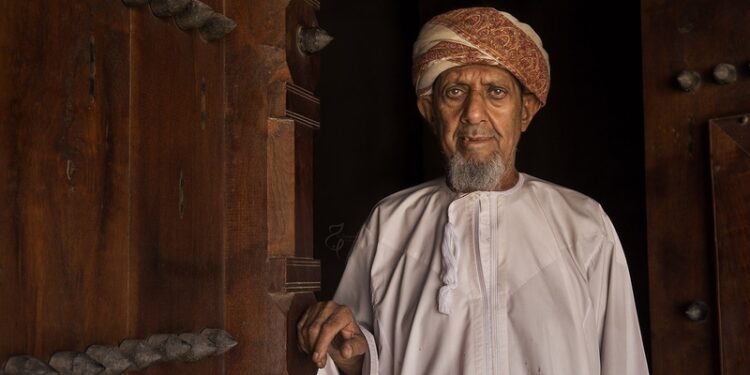 إصدار اللائحة التنظيميّة لمراكز الرعاية النهاريّة لكبار السن