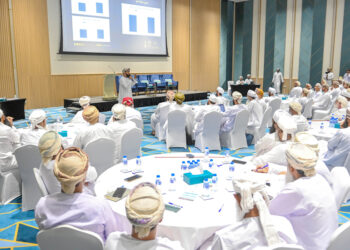 بعثةُ الحج العمانية لعام 1446هـ تستعرض مؤشرات ونتائج النظام الإلكتروني لتسجيل الحجاج