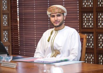 انطلاق فعالية “رنين الفنية” بولاية مطرح