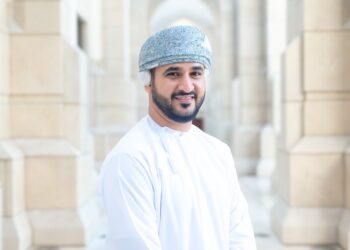 عُمان أيقونة الخلود