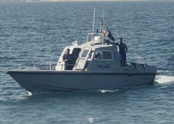 استمرار عمليات البحث عن المواطن المفقود في عرض البحر بصور