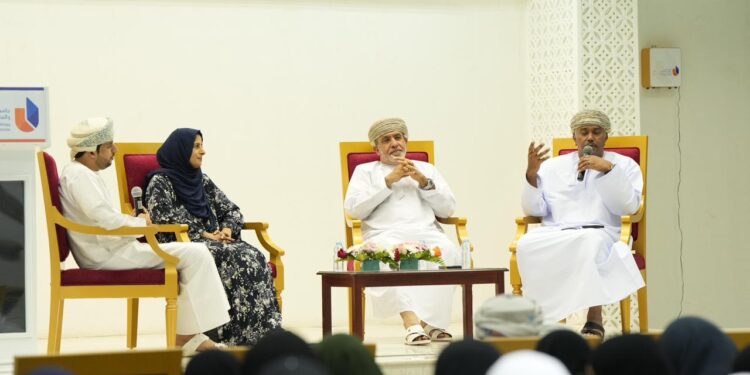 بمشاركة جمعية الصحفيين العمانية انطلاق فعاليات الملتقى الإعلامي بجامعة التقنية والعلوم التطبيقية بإبراء 1 بمشاركة جمعية الصحفيين العمانية انطلاق فعاليات الملتقى الإعلامي بجامعة التقنية والعلوم التطبيقية بإبراء