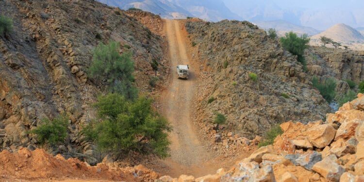 96 بالمائة نسبة الإنجاز بشق الطريق الجبلي مشروع خصب ليما دبا 1 96 بالمائة نسبة الإنجاز بشق الطريق الجبلي مشروع خصب ليما دبا