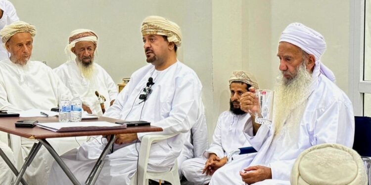 محاضرة قيمة بمسجد الرق بولاية سناو