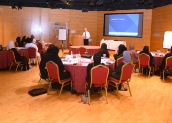 بنك مسقط.. مسيرة متواصلة في دعم الشباب العُماني وتوفير فرص التطوير والنمو