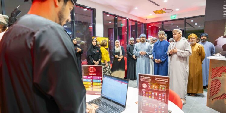 فودافون عُمان تفتتح متجرًا جديدًا بتصميم مبتكر في ولاية السيب 1 فودافون عُمان تفتتح متجرًا جديدًا بتصميم مبتكر في ولاية السيب
