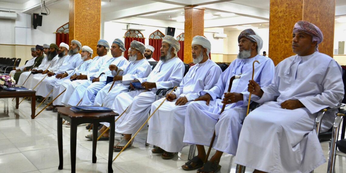 مركز السلطان قابوس العالي للثقافة العلوم ينظم ندوة "للموروث الفلكي العماني" بولاية سناو 1 مركز السلطان قابوس العالي للثقافة العلوم ينظم ندوة “للموروث الفلكي العماني” بولاية سناو