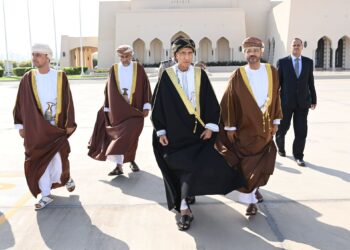 السيد فهد يُغادر البلاد متوجّهاً إلى دولة ⁧‫الكويت‬⁩