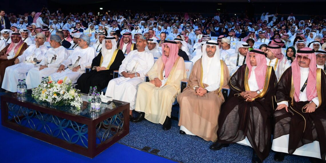 افتتاح منتدى الاتحاد الخليجي للبتروكيماويات والكيماويات الثامن عشر