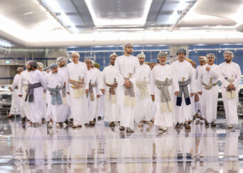 بتكليفٍ سامٍ.. سمو السيد بلعرب يفتتح متحف السيارات السلطانية