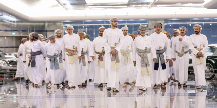 بتكليفٍ سامٍ.. سمو السيد بلعرب يفتتح متحف السيارات السلطانية 1 بتكليفٍ سامٍ.. سمو السيد بلعرب يفتتح متحف السيارات السلطانية