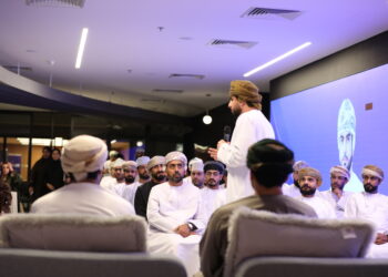 مركز التواصل الحكومي يناقش دور الشباب في تعزيز الهوية الوطنية