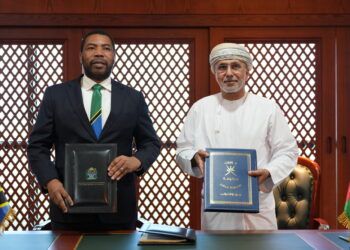 سلطنة عُمان وجمهورية تنزانيا توقعان على اتفاقية إزالة الازدواج الضريبي