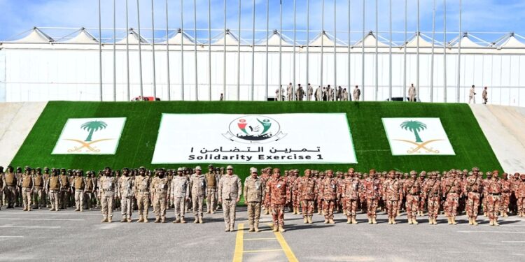 بدء التمرين العسكري العُماني السعودي المشترك ( تضامن/ 1)