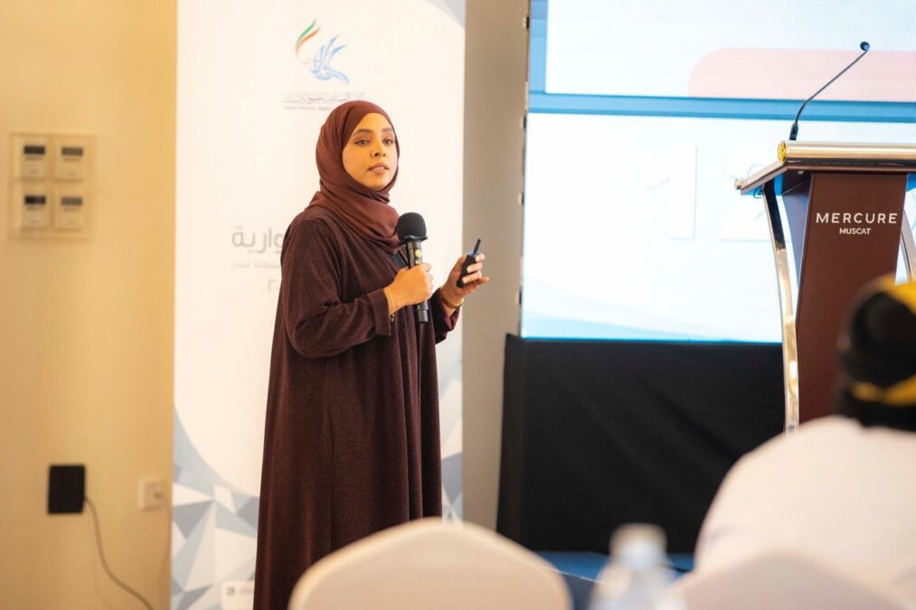 جمعية الصحفيين العمانية تشارك بورقة عمل في الجلسة الحوارية التي نظمتها اللجنة العمانية لحقوق الإنسان 2 c723bea1 f26f 40cf 8913 cb0c27801ff6 1