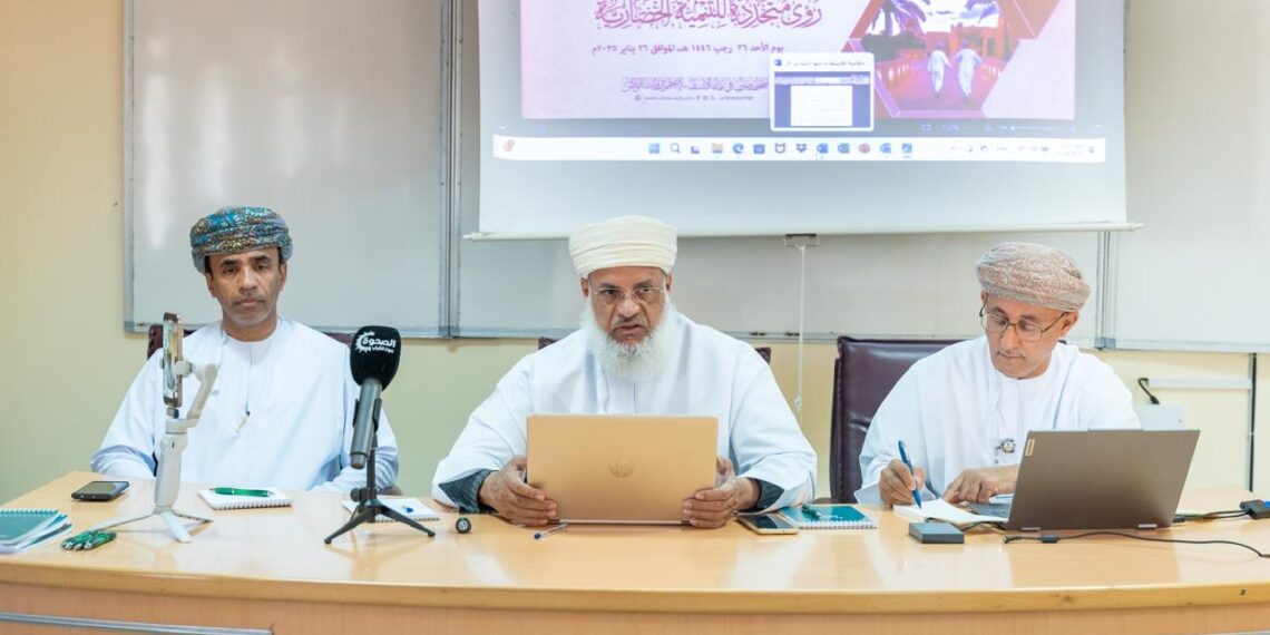 جامعة نزوى تعلن جاهزيتها لتدشين فعاليات الموسم الثقافي العشرين 1 جامعة نزوى تعلن جاهزيتها لتدشين فعاليات الموسم الثقافي العشرين
