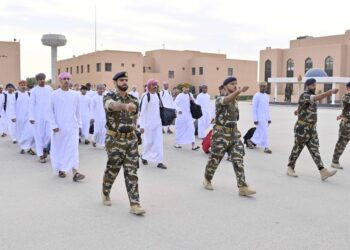 البحرية السلطانية العُمانية تستقبل دفعة من الجنود المستجدين